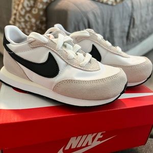 Nike Waffle Trainers Shoes Toddler Sneakers Size 9c